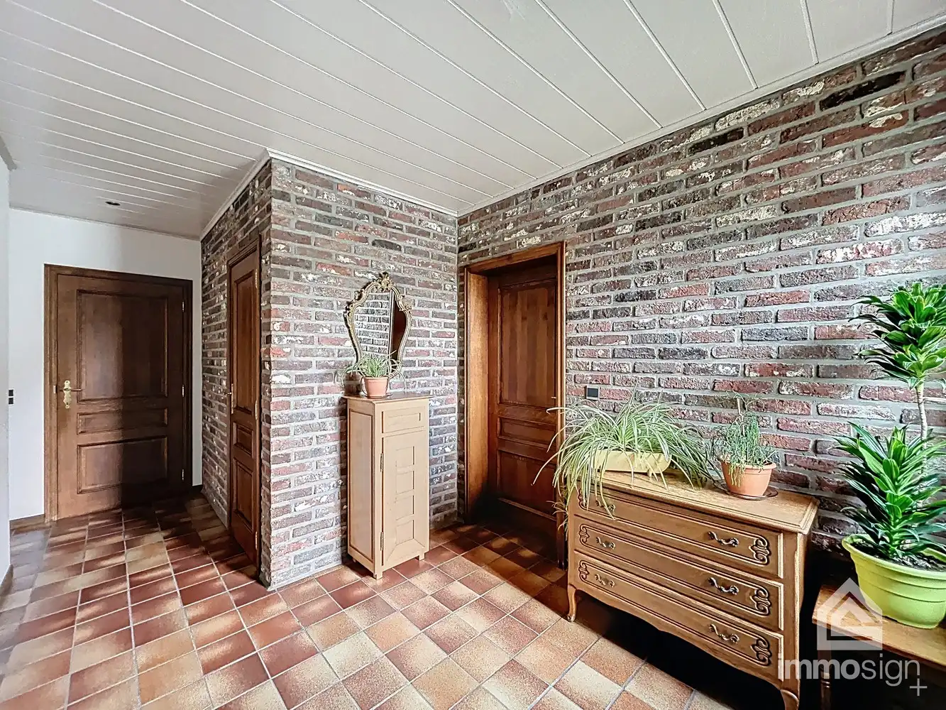 Charmante gezinswoning met landelijke uitstraling te Molenbeersel! foto 16