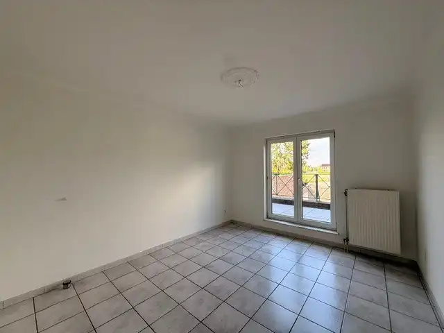 Prachtig appartement met 2 slaapkamers, terras en garage in het centrum van Dilsen foto 8