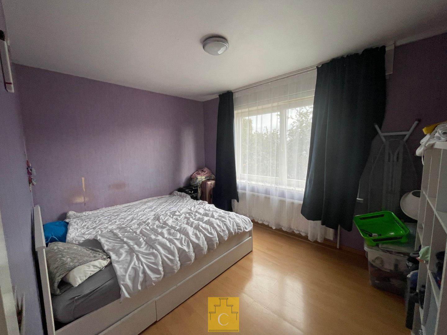 Ruim 3-slaapkamerappartement met terras in Sint-Andries foto 3
