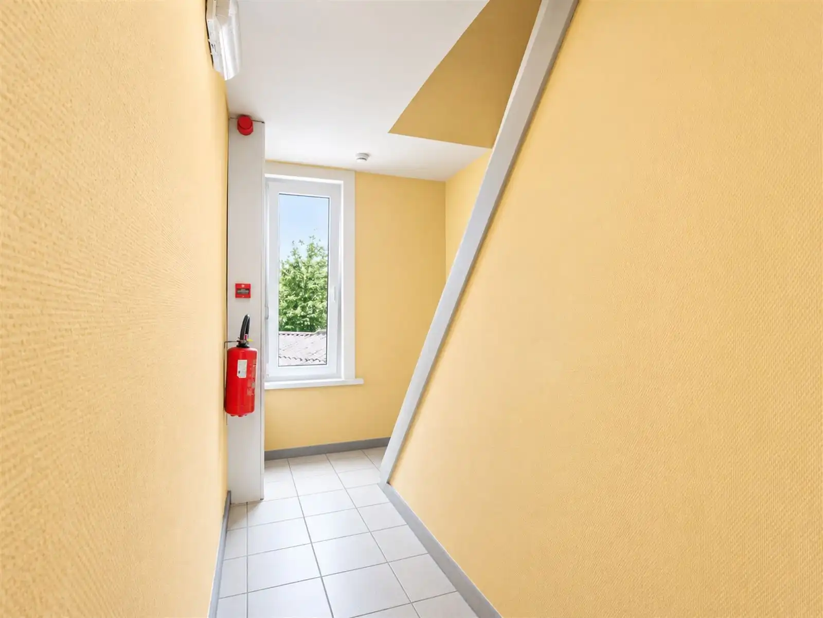 Appartementsgebouw foto 9