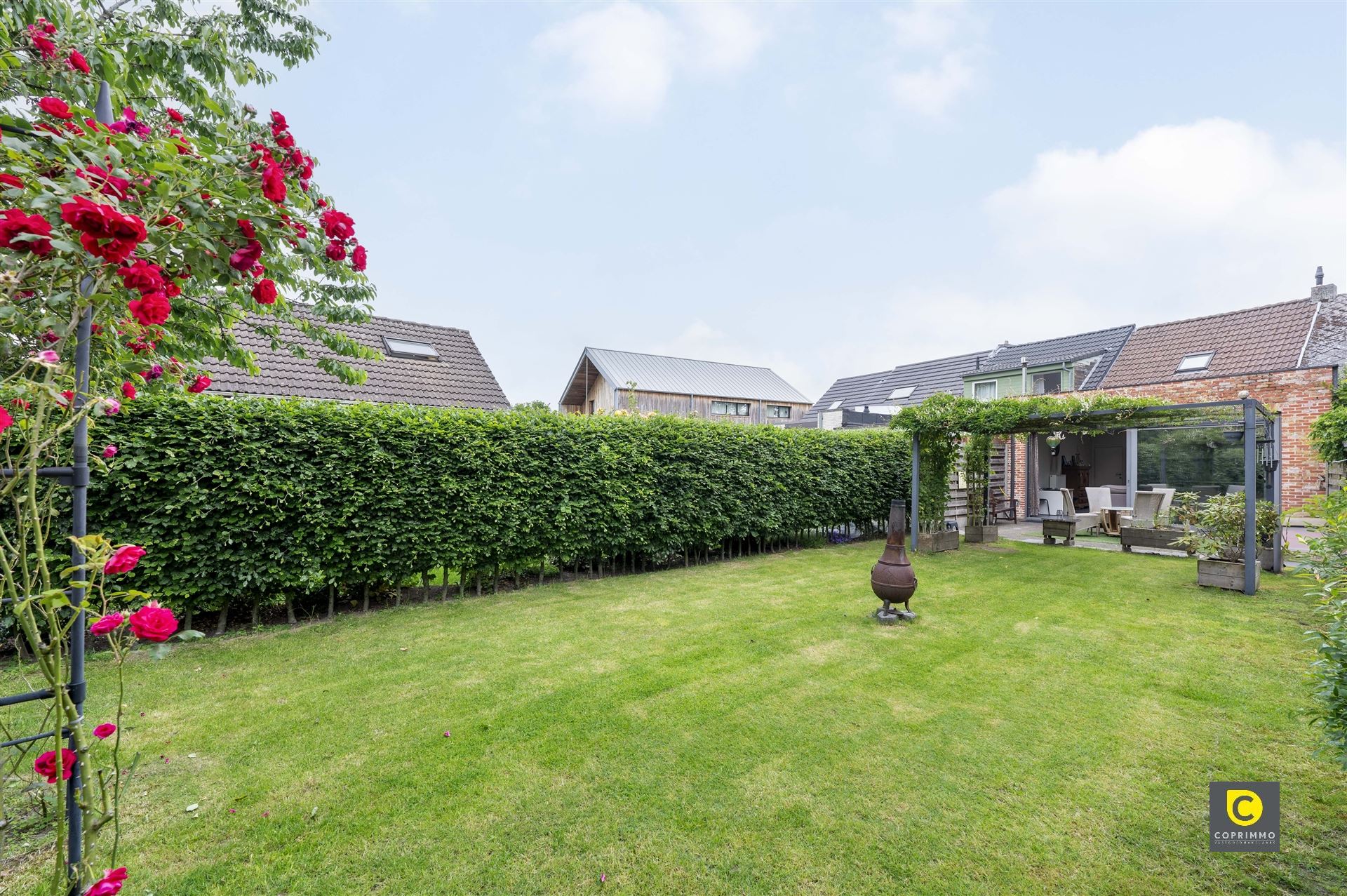 Instapklare woning met prachtige tuin foto 7