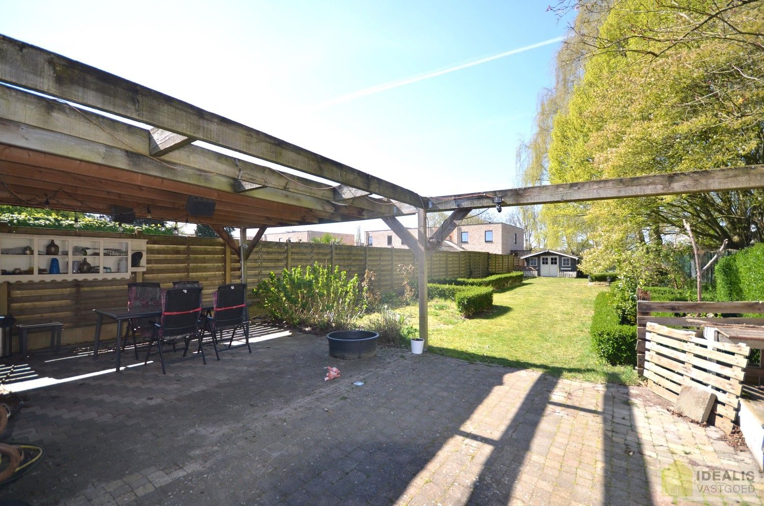 IDEALIS VASTGOED – CHARMANTE EENGEZINSWONING MET 3 SLAAPKAMERS, LICHTRIJKE LEEFRUIMTE, HEERLIJKE TUIN EN GARAGE OP EEN UITERST GUNSTIGE LOCATIE AAN DE RAND VAN HET CENTRUM VAN PELT! foto 13