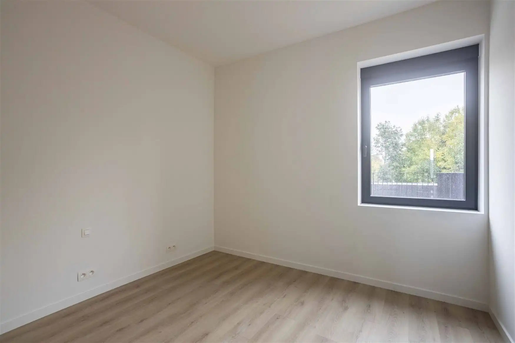 Ruim appartement met 2 leefterrassen foto 14