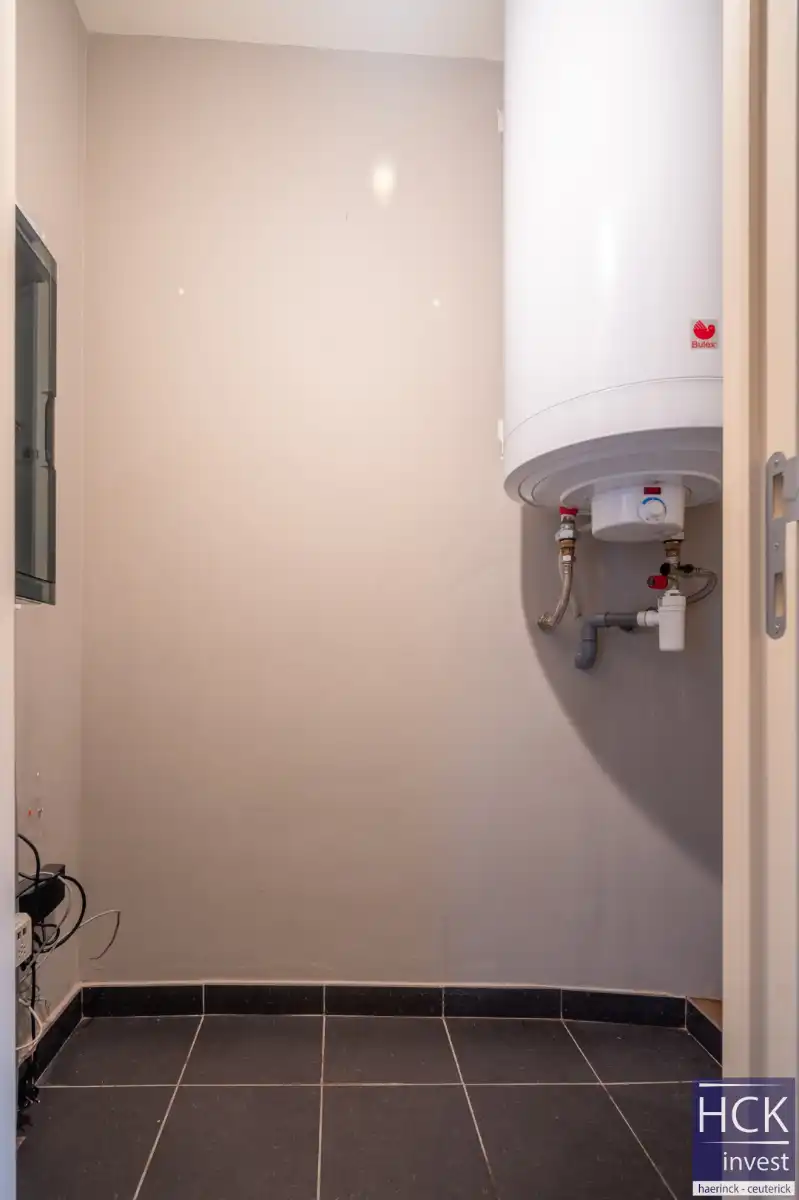 OUDENAARDE - Knap appartement met 2 SLPK. op topligging te Eine foto 11