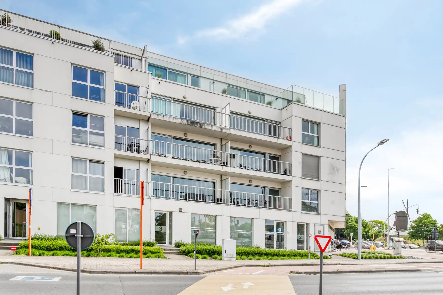 Appartement langs de Damse Vaart met terras en staanplaats foto 18