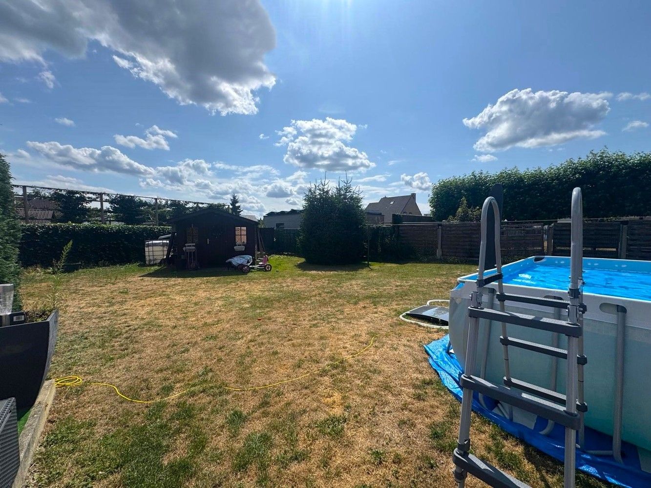 Charmante woning (H.O.B) met terras en tuin foto 12