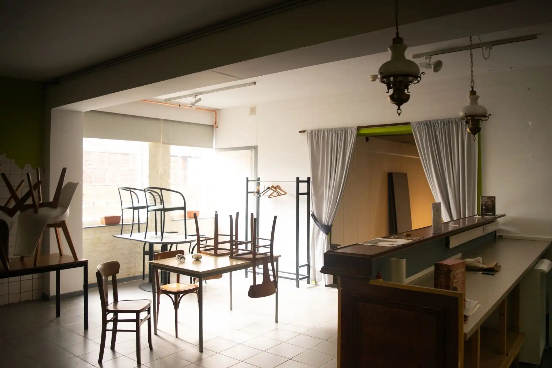 Handelspand met appartement foto 10