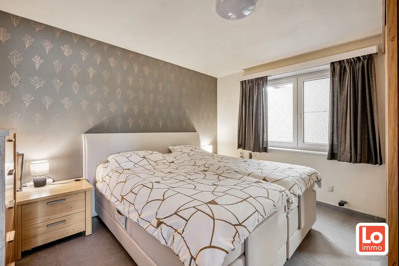Landelijk gelegen half open woning met ruim bijgebouw (ca. 65m) en grote tuin met open zicht tussen Hijfte en Lochristi. foto 18