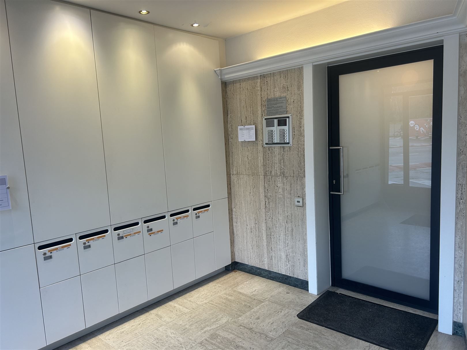 Gezelilg appartement op wandelafstand van het station in Gent. foto 9