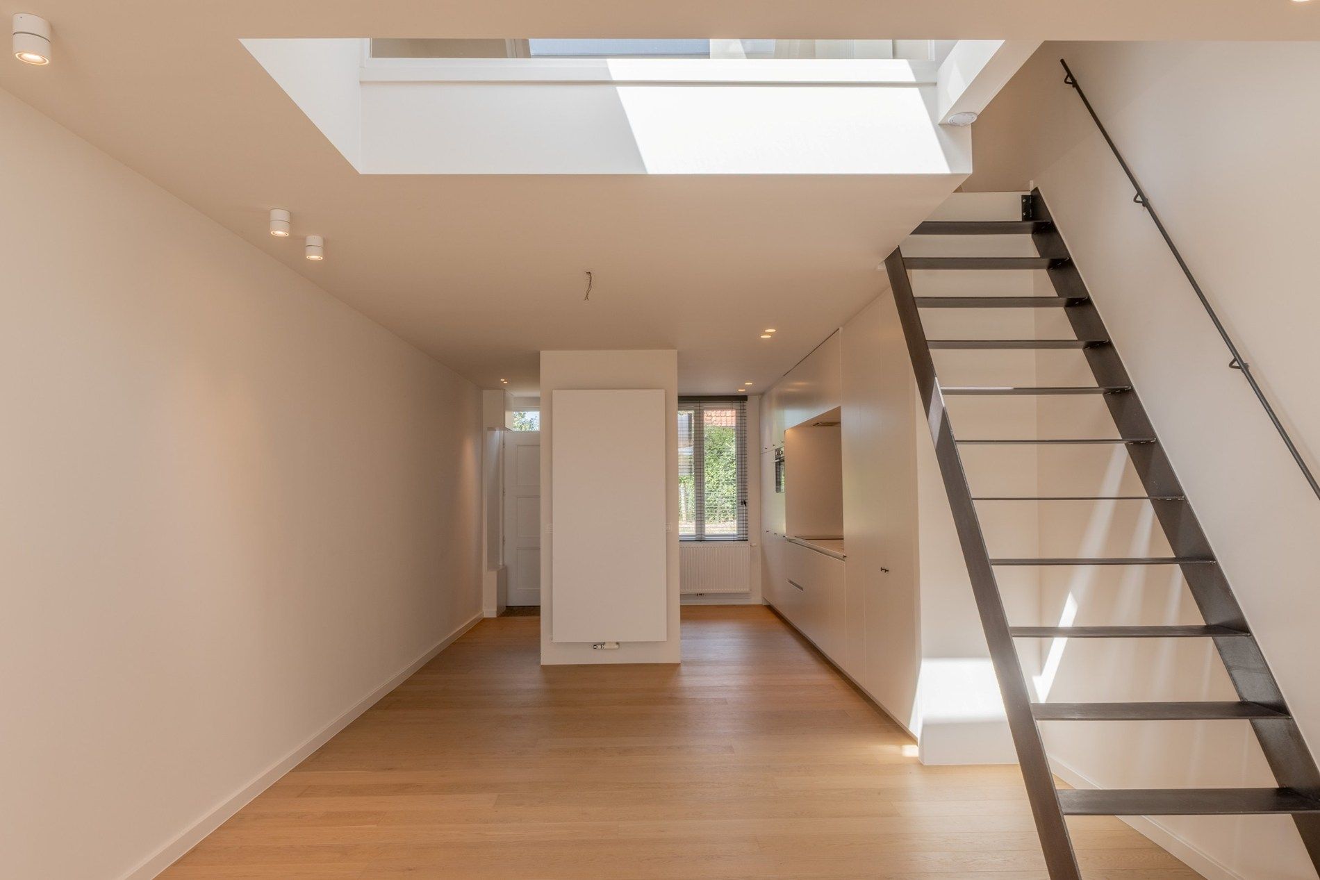 Knap huis, rustig gelegen woning te Damme foto 7