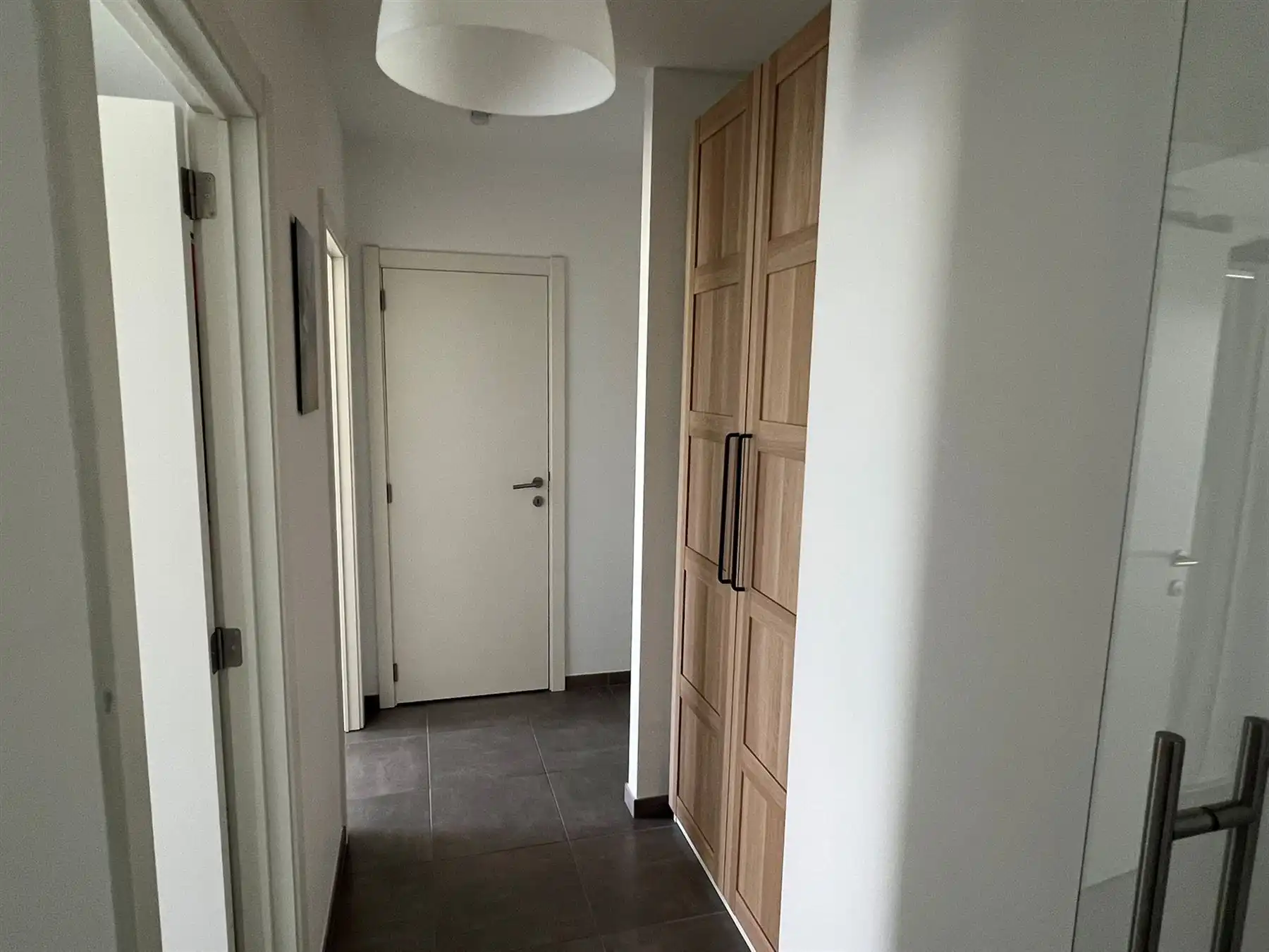 Comfortabel wonen met zicht op groen : 2 slaapkamers, terras en garage inbegrepen foto 6