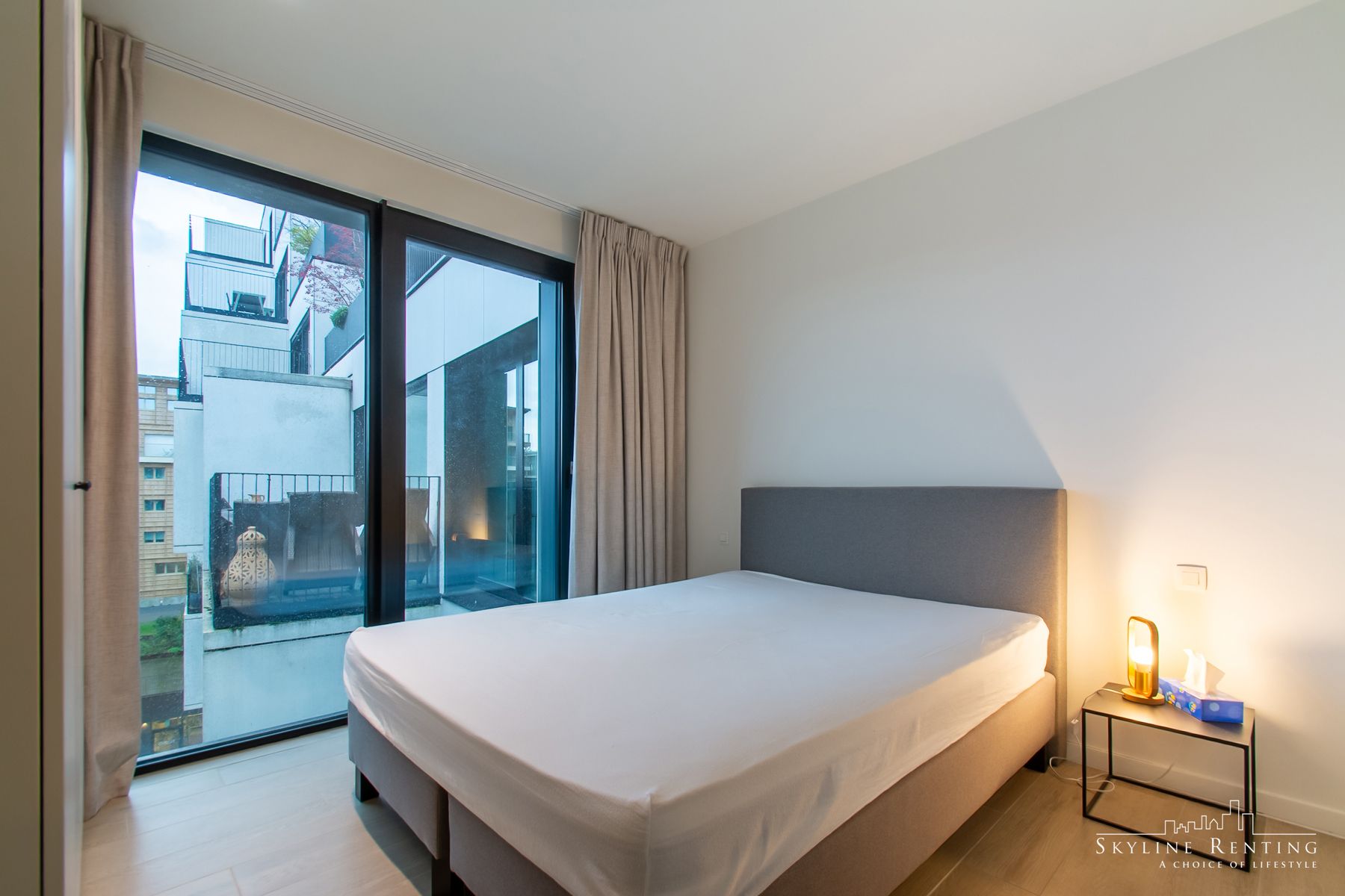 Gezelig lichtrijk gemeubeld 1 kamer appartement foto 9