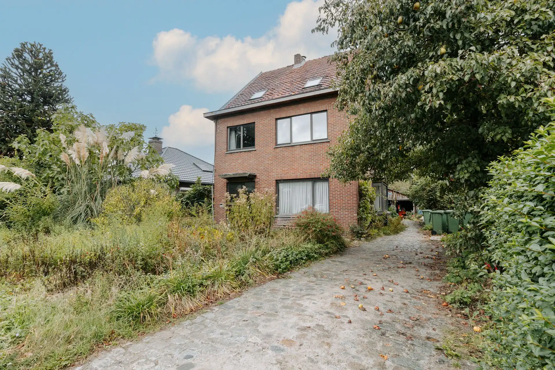 Te renoveren open bebouwing op perceel van 1.536m² foto 2