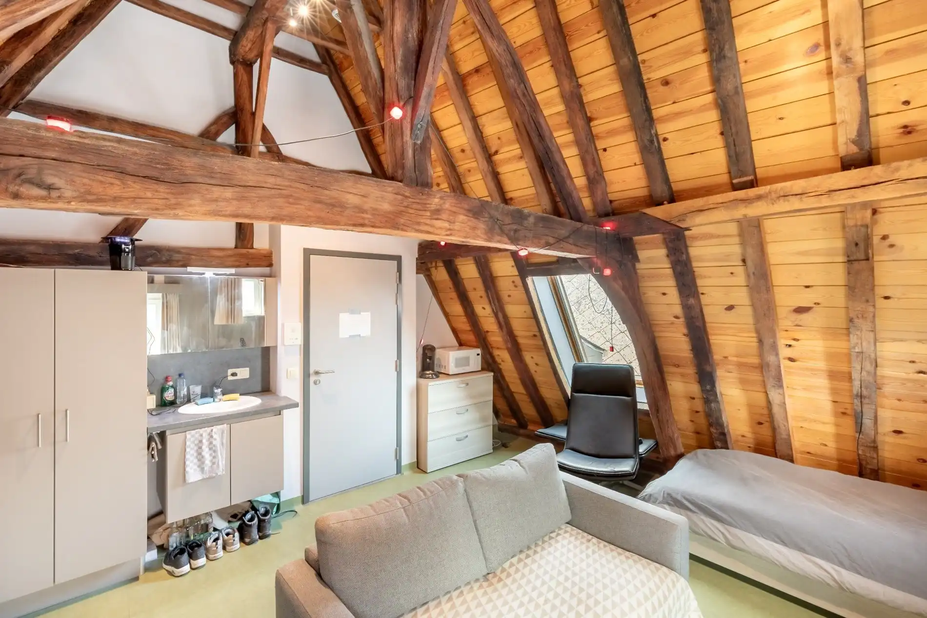 Bemeubelde studentenkamers in Leuven foto 4