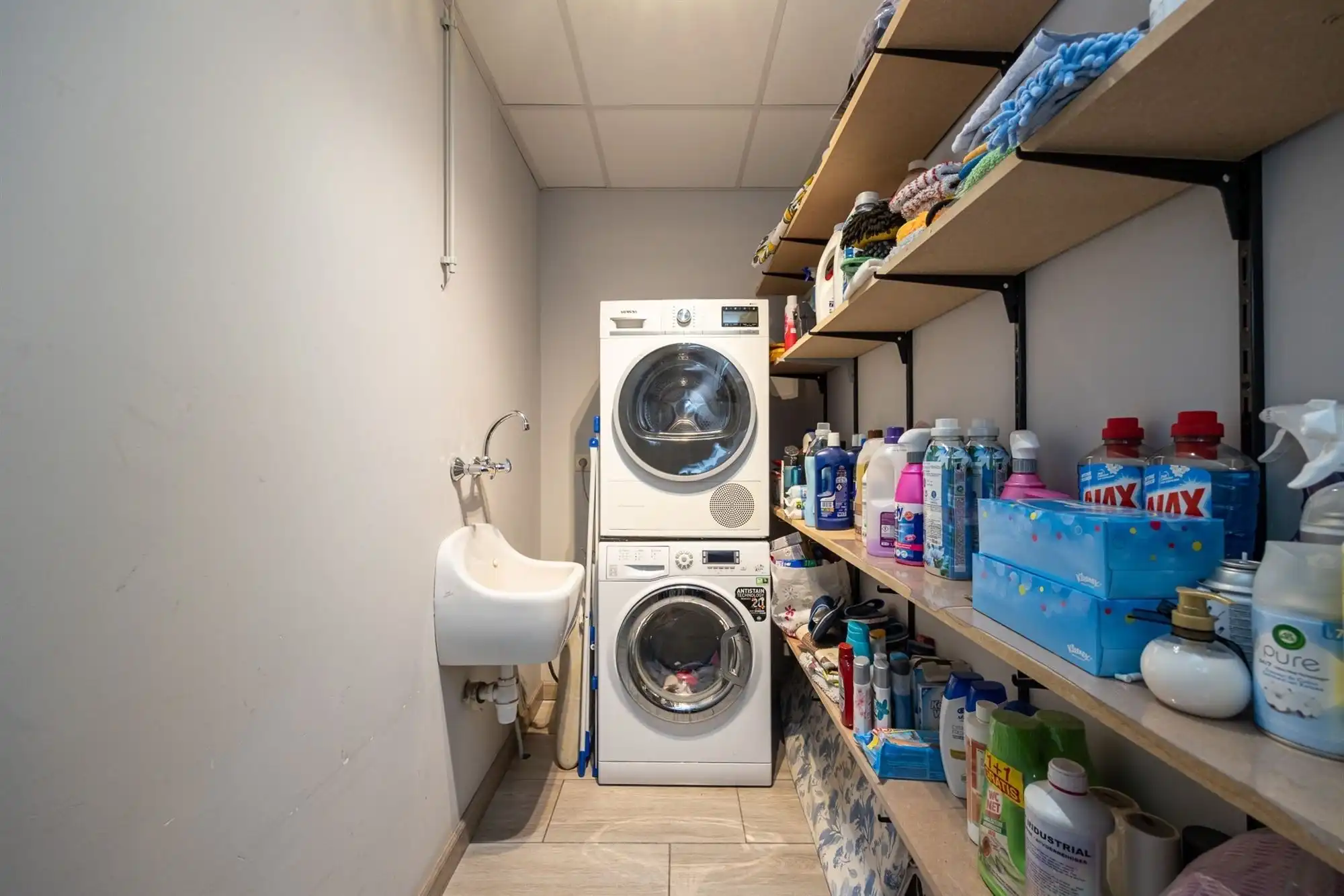 Ruim gelijkvloersappartement met zwembad  foto 17