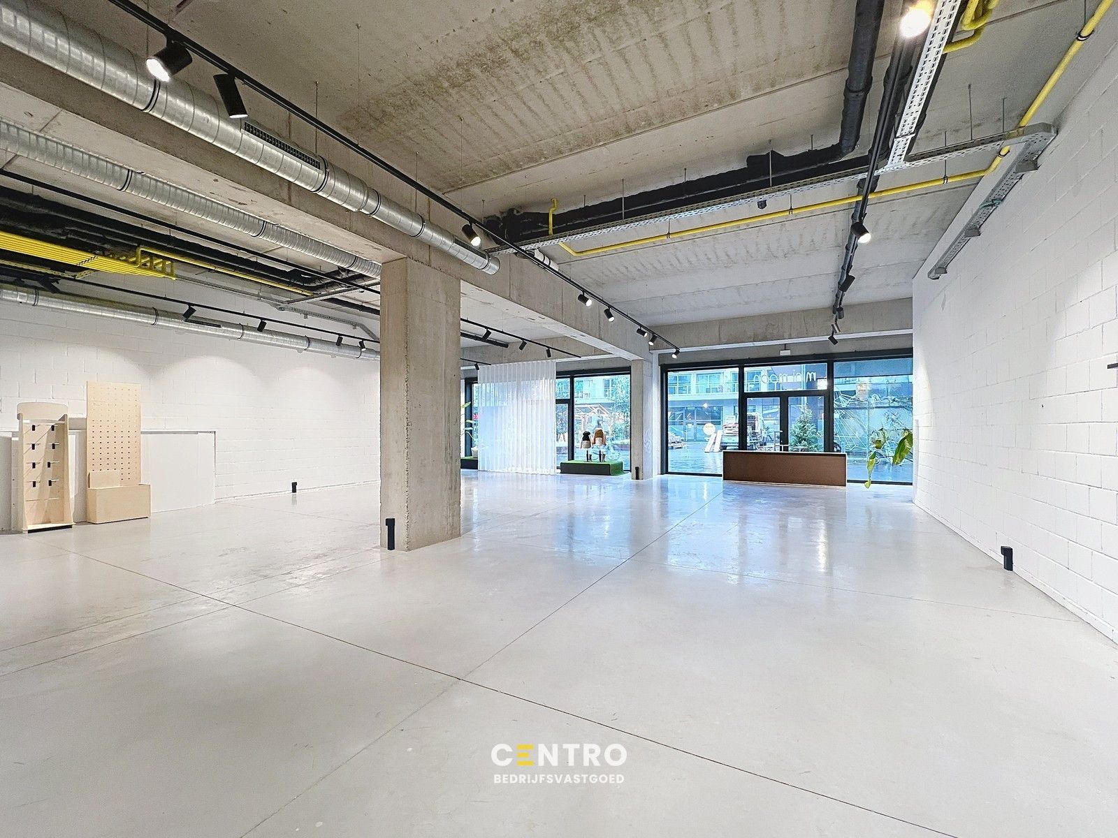 Modern, energiezuinig pand met industrieel karakter tot 285 m² op topligging in De Munt. foto 10