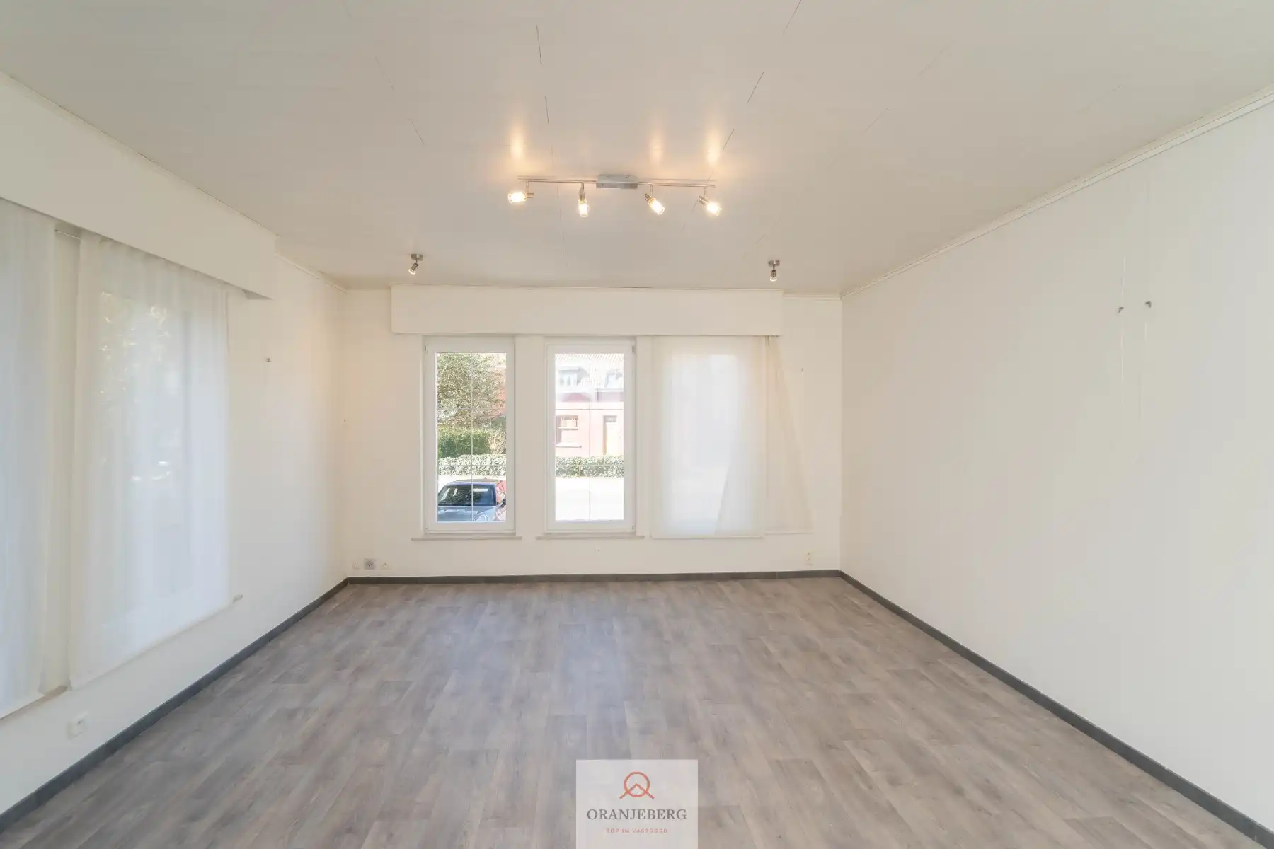 Schitterend gelegen woning met tuin in Mariakerke! foto 6