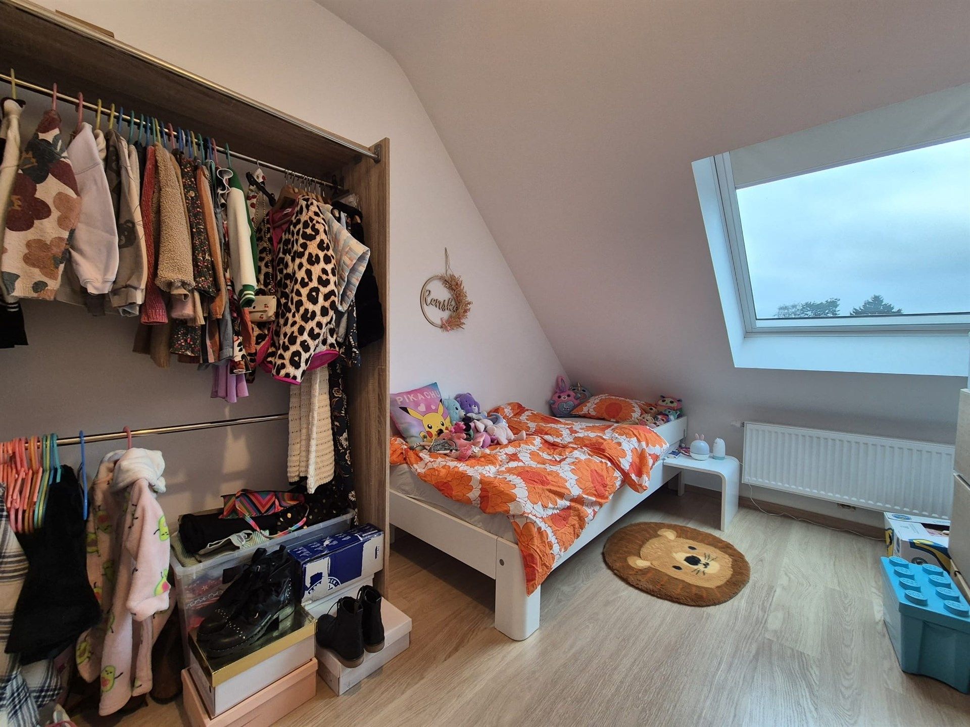 Gerenoveerde knusse rijwoning met tuin.  foto 19