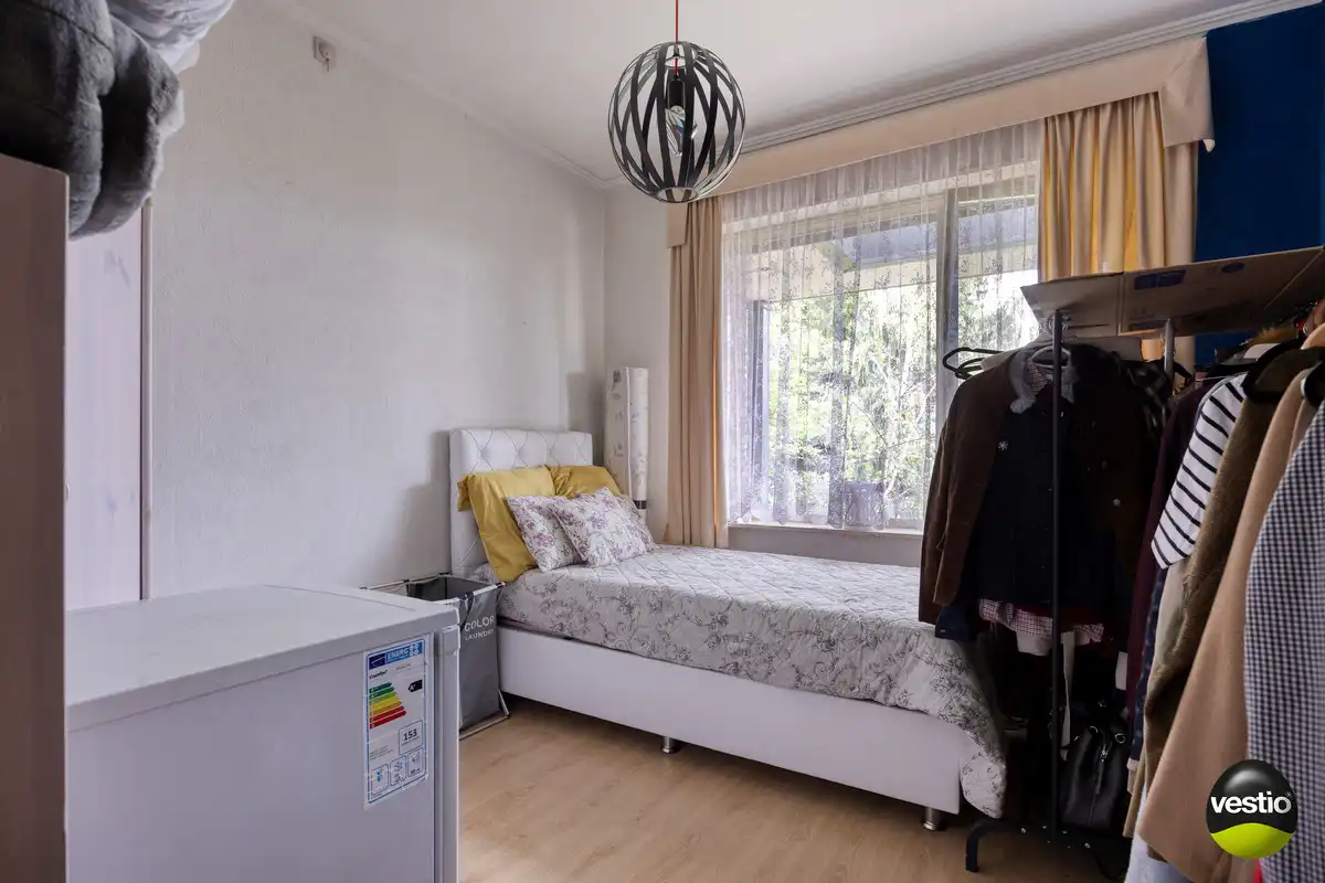 GELIJKVLOERSE WONING MET 3 SLK op 17A89CA NABIJ CENTRUM BILZEN. foto 21