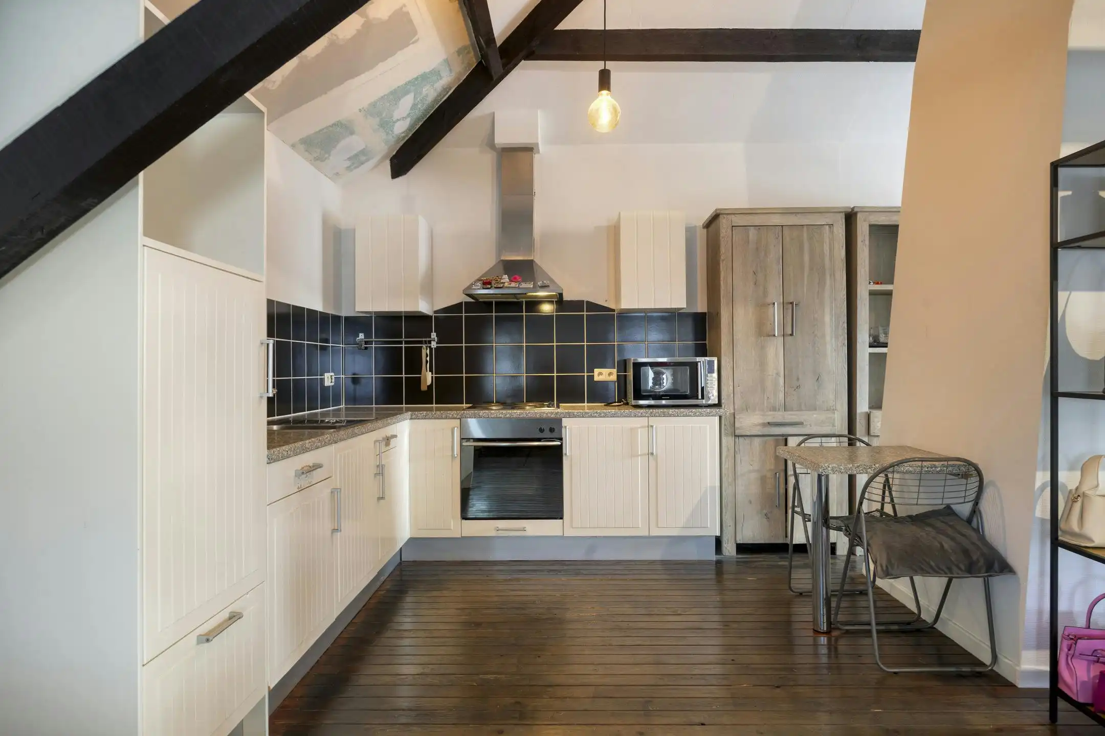 Ruime, charmante woning met loft te koop in Maaseik foto 18