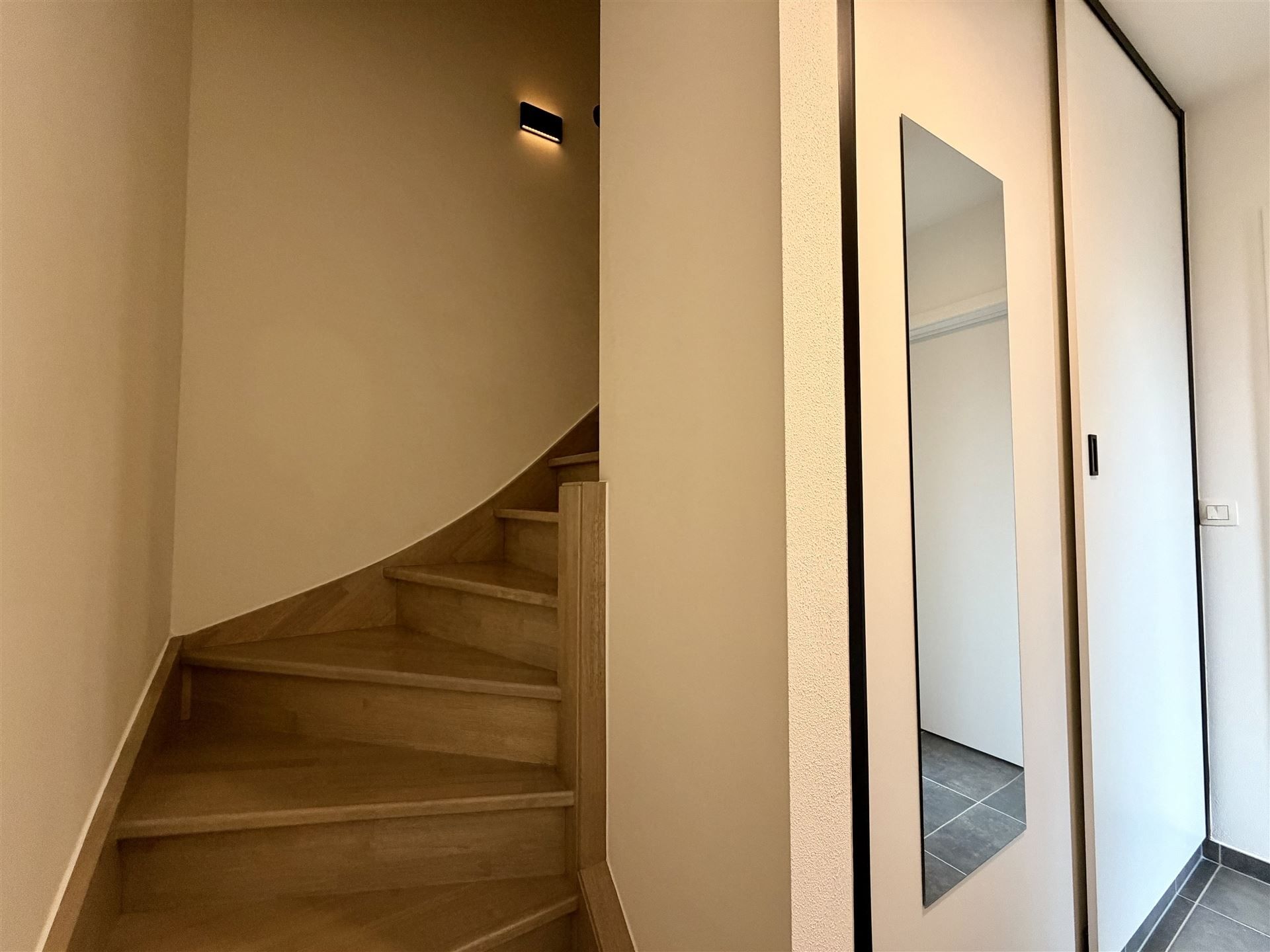 Hoogwaardig afgewerkte nieuwbouwwoning! foto 14