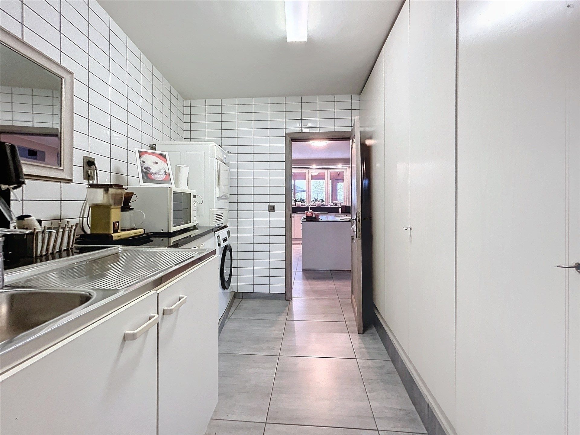 Villa met dubbele garage/ werkplaats op prachtig  perceel van 702m² foto 9