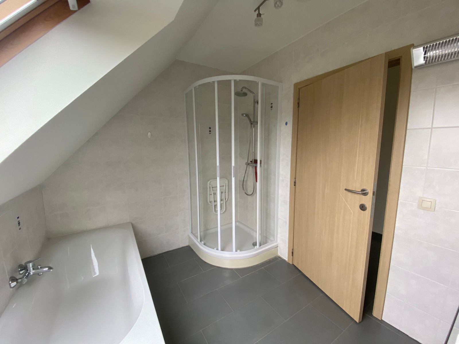 Prachtig dakappartement in dorpscentrum foto 5