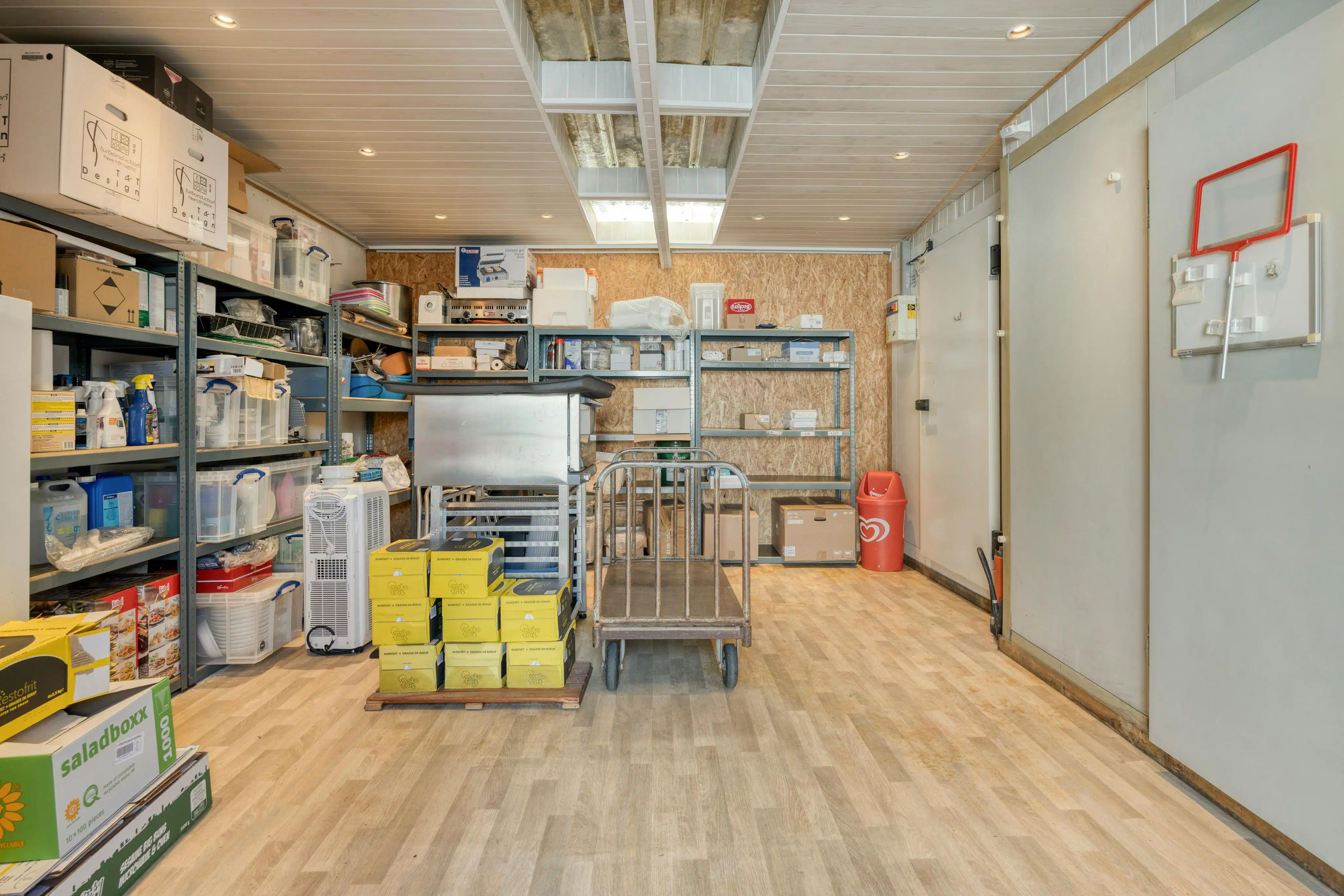 Herenhuis met handelszaak te koop in Kaprijke foto 26