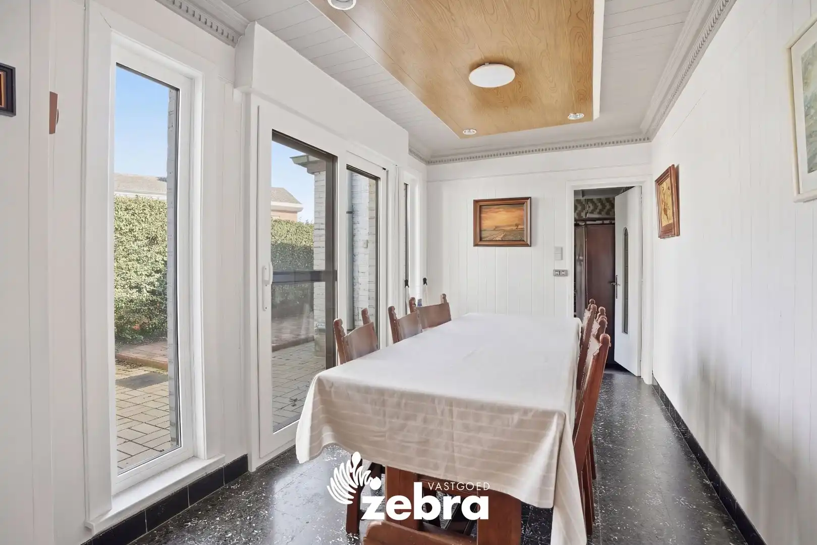 Te renoveren woning met veel potentieel op rustige ligging! foto 9