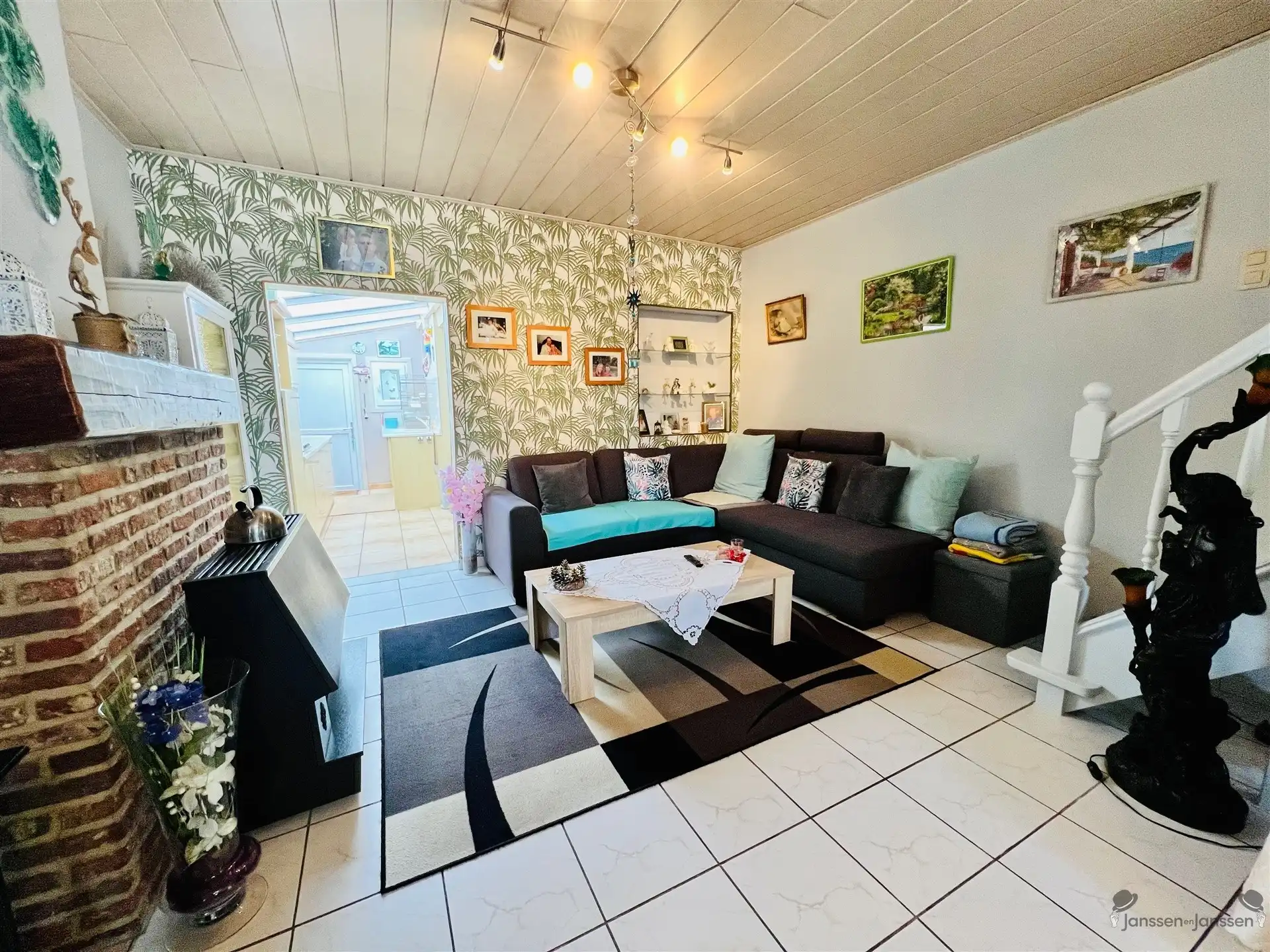 Te renoveren woning met tuin foto 3