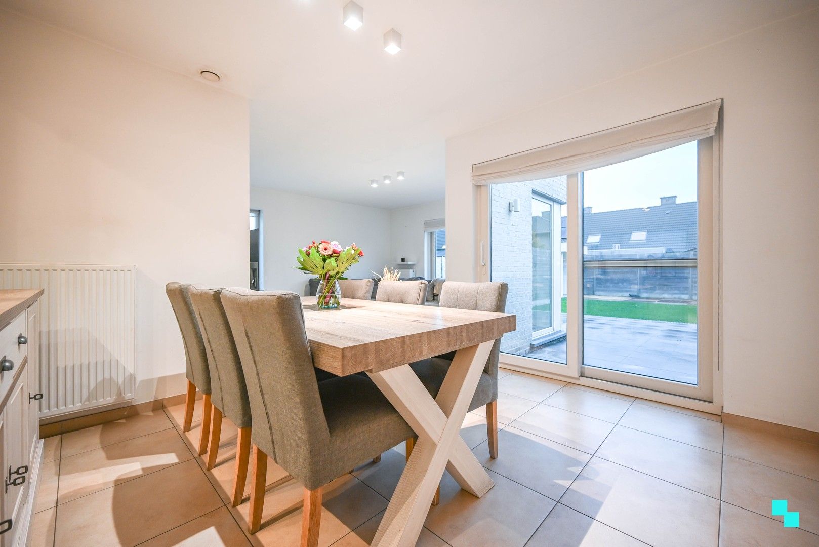 Instapklare woning nabij centrum Deerlijk foto 7