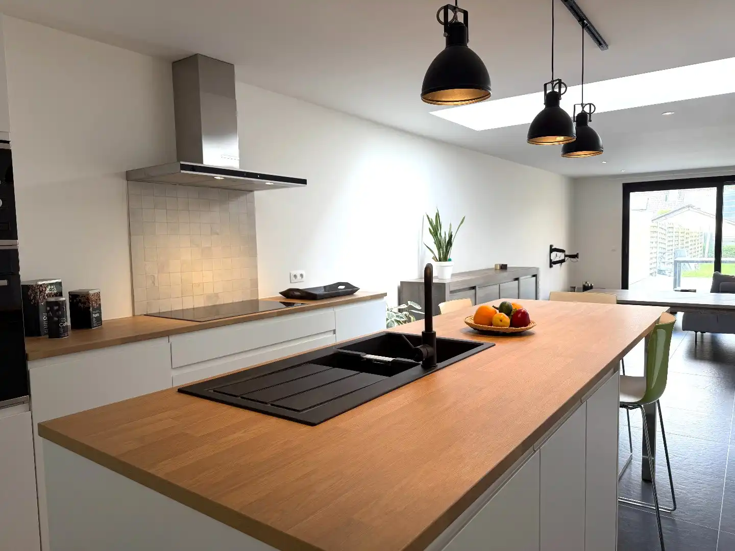 Gerenoveerde rijwoning met 2 slaapkamers! foto 10