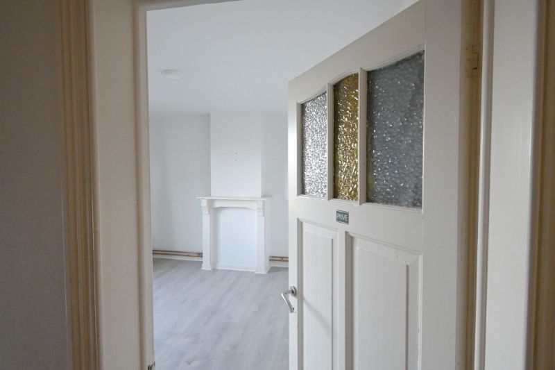 Exclusief te renoveren herenhuis met 5 slpks op toplocatie te Nazareth - De Pinte! foto 12