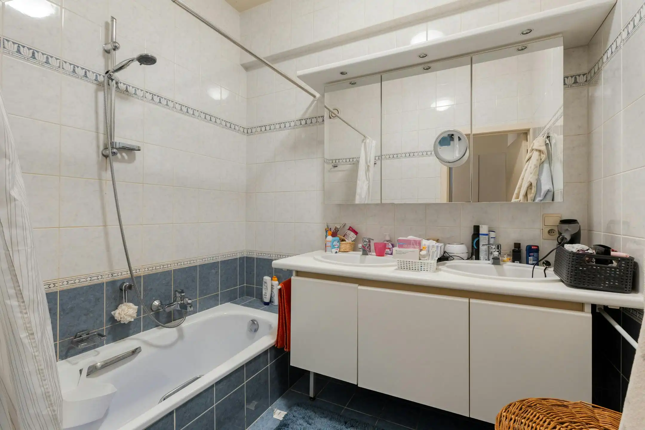 Lichtrijk 2 slaapkamer gelijkvloers appartement te koop foto 9