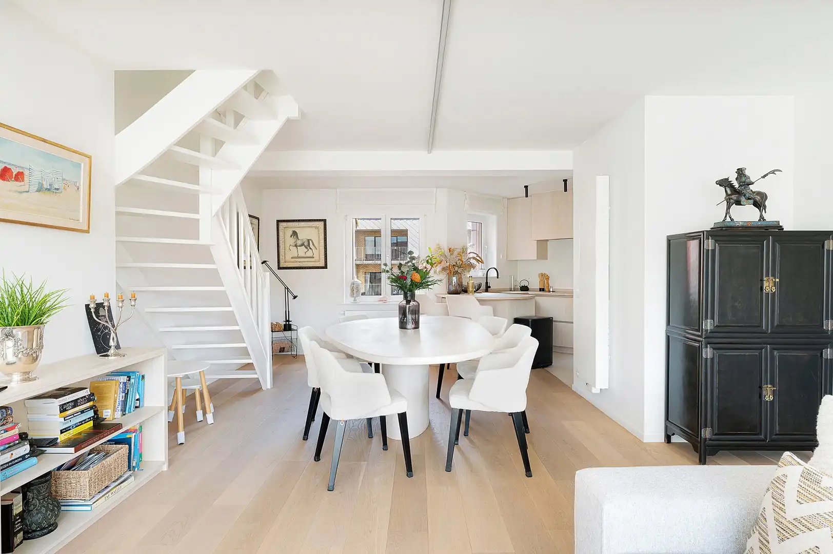 Instapklare duplex appartement met drie slaapkamers en een ruim zonneterras. foto 9