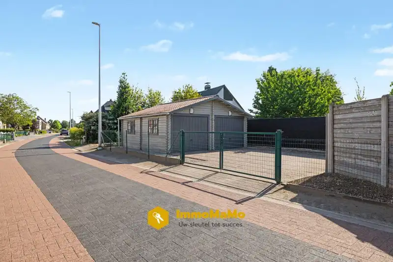 INSTAPKLARE WONING, CENTRAAL GELEGEN IN WACHTEBEKE - TE KOOP foto 3