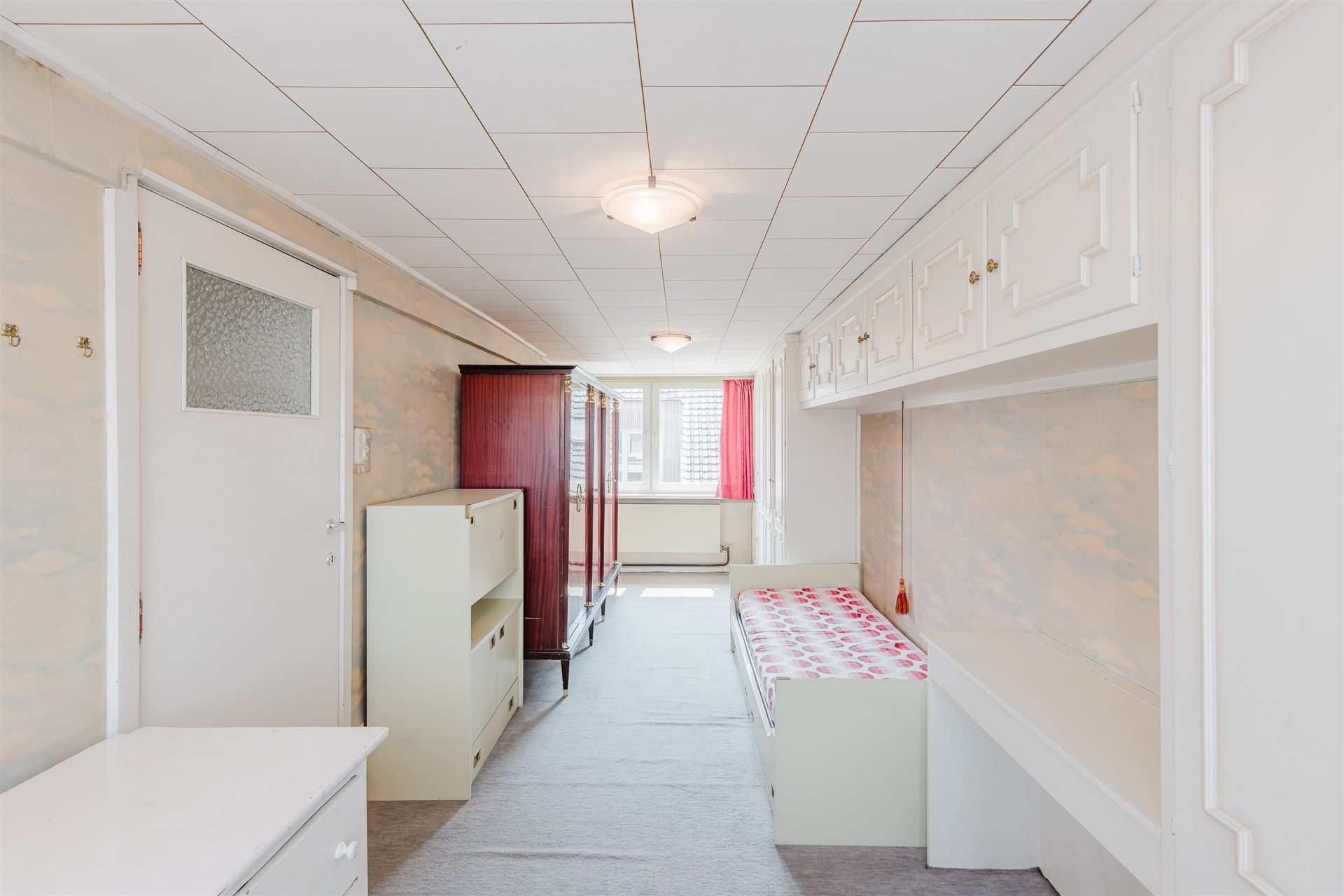 Ruime woning met 5(!) slaapkamers, dakterras en tuin foto 26
