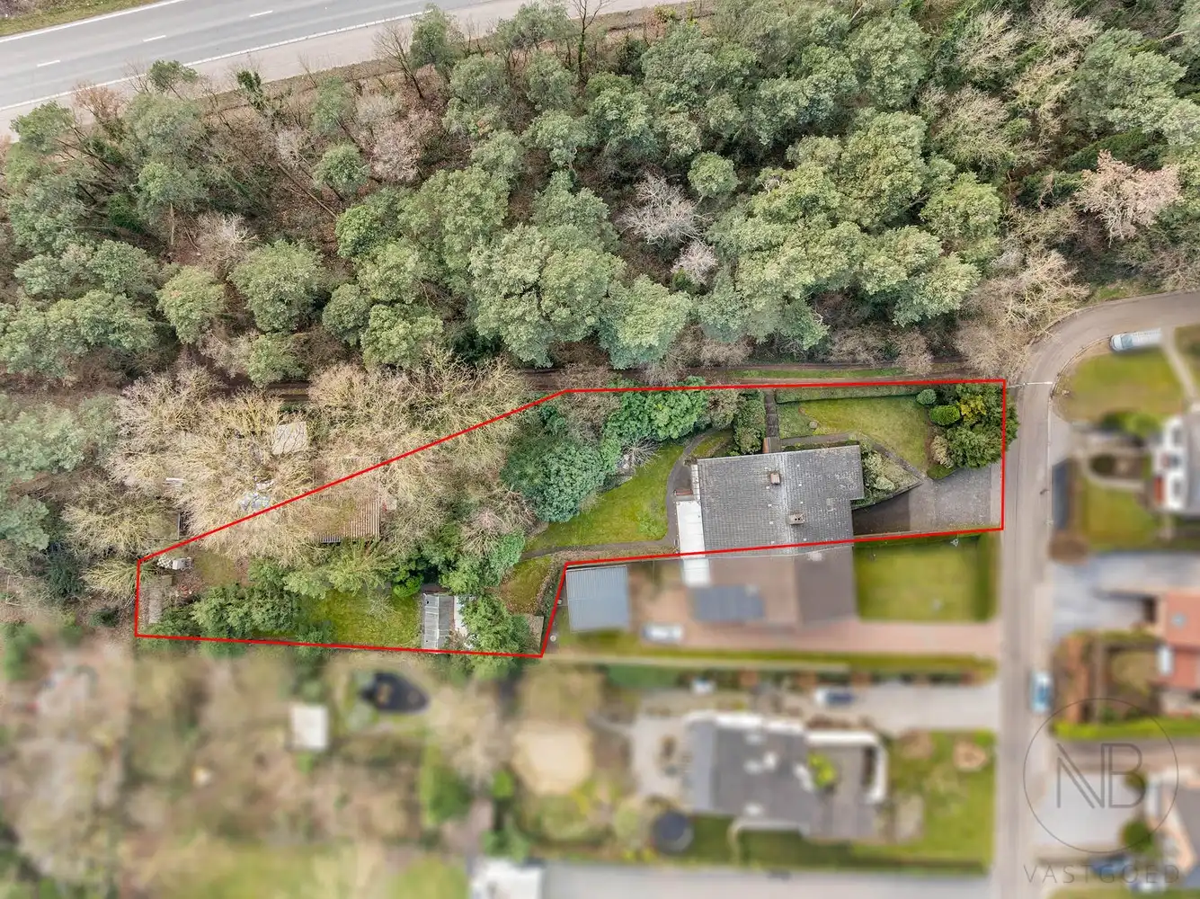 Gelijkvloerse woning in een rustige straat! foto 5