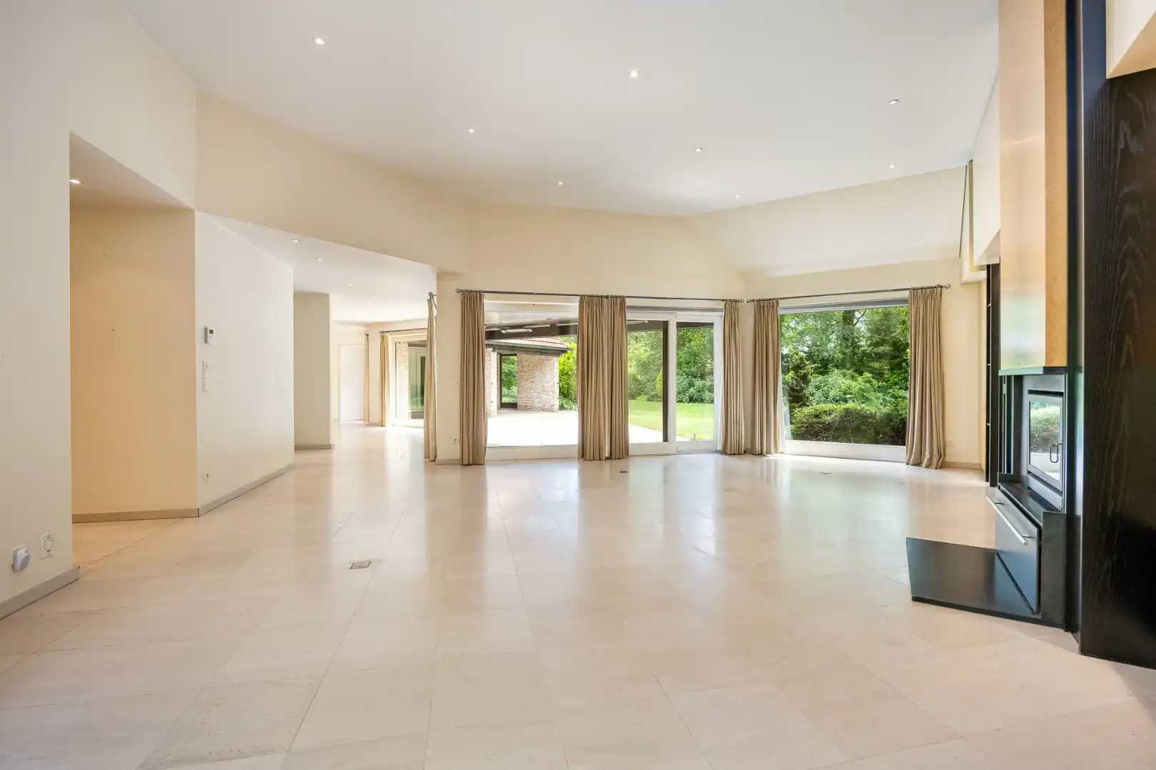 Exclusieve villa met gelijkvloerse master suite, prachtige tuin en uitzonderlijk wooncomfort foto 12