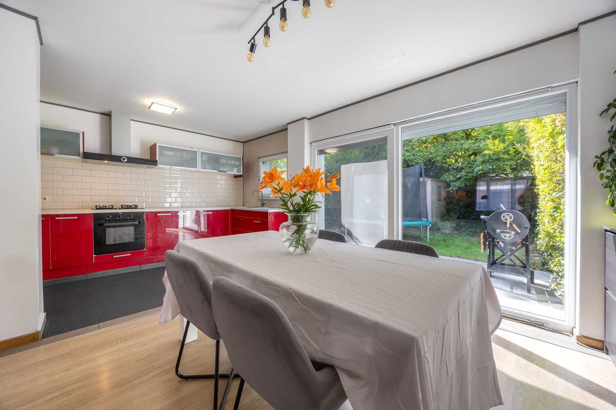Ruime, lichrijke woning met 5 slaapkamers en zuidtuin  foto 7