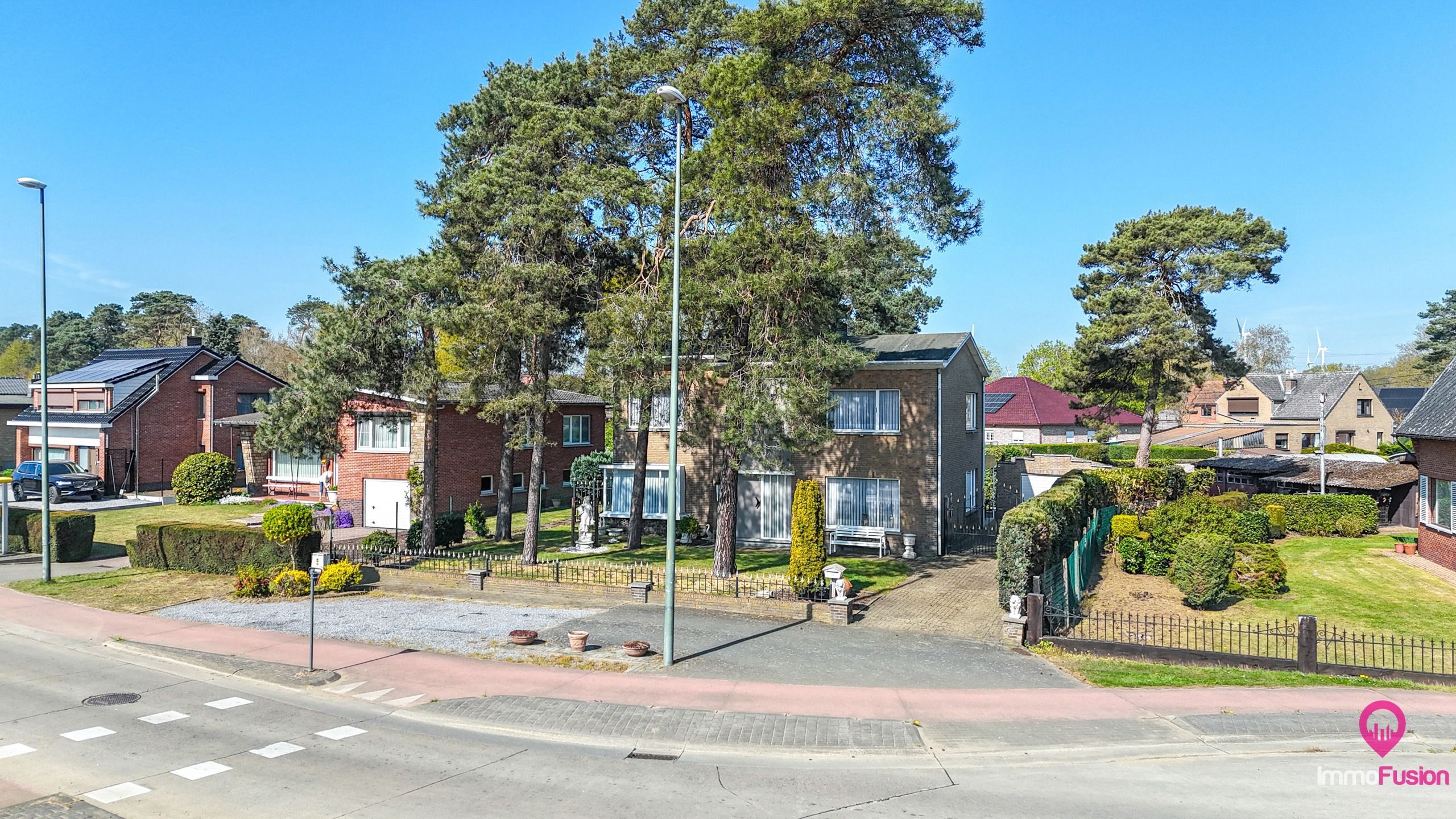 Woning met 4 slpks, garage en omheinde tuin in Beringen! foto 37