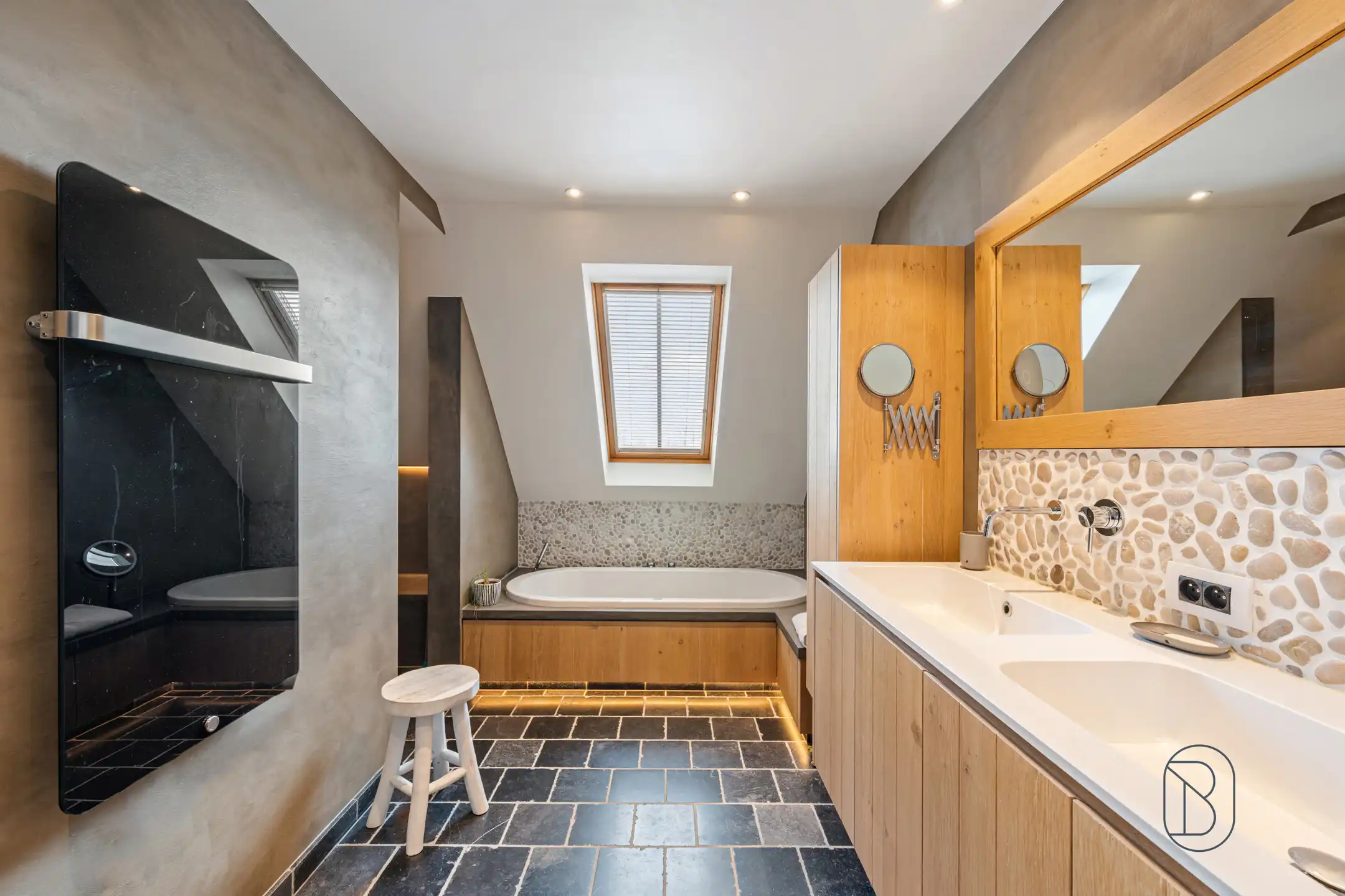 Unieke kans: prachtige woonst met zwembad + bedrijfsgebouw foto 23