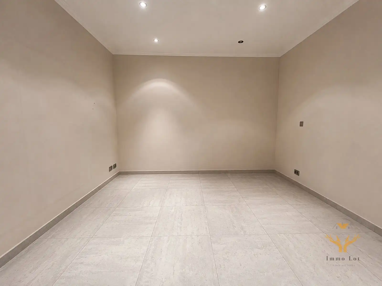 Luxueus, vernieuwd appartement met uniek zicht op Donkmeer foto 8