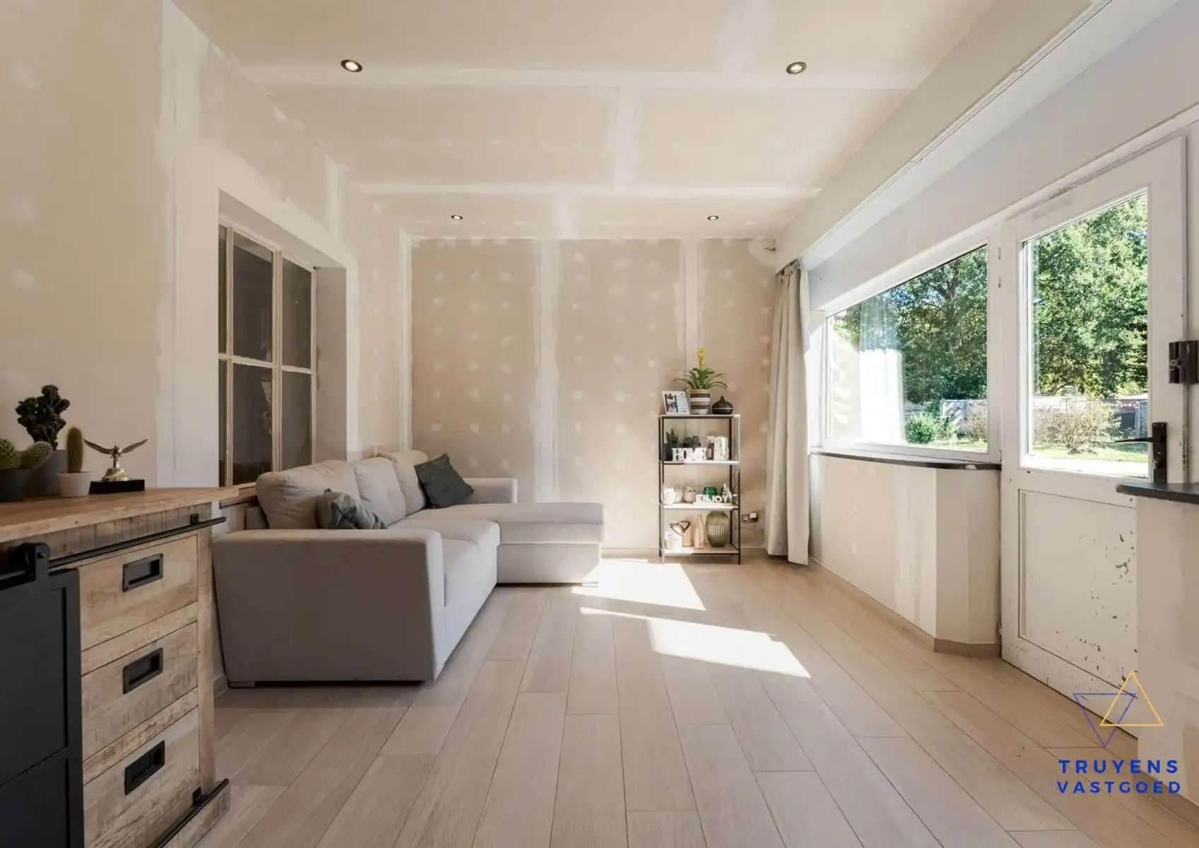Gerenoveerde woning met 3 slaapkamers in een rustige buurt foto 5