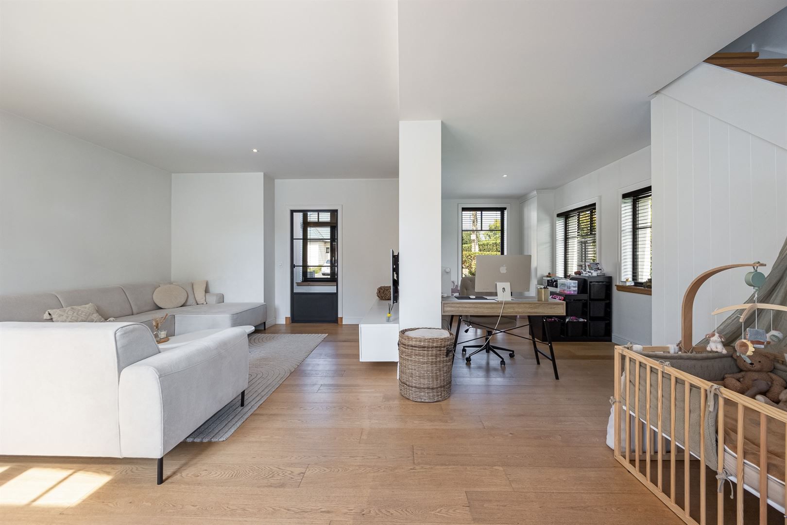 Stijlvolle woning met zwembad op zuidwest perceel.  foto 6