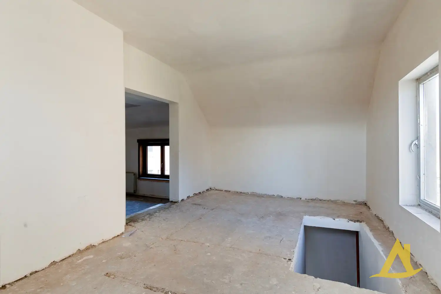 WONING MET ZEER VEEL MOGELIJKHEDEN TE DIEST! foto 20