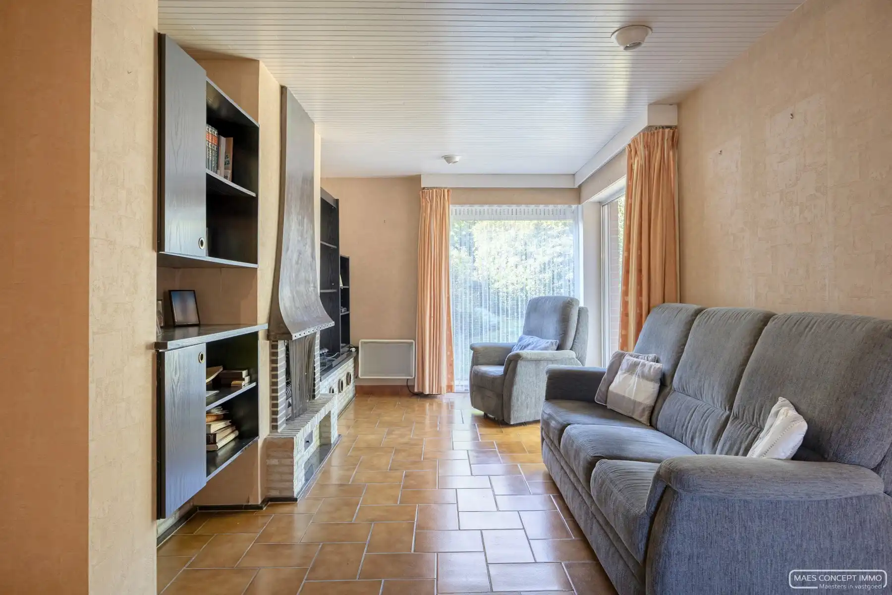 Ruime halfopen woning te koop in Gullegem foto 6