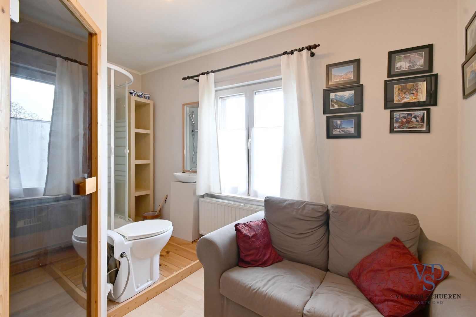 Charmante woning op royaal perceel van 1.618 m² foto 25