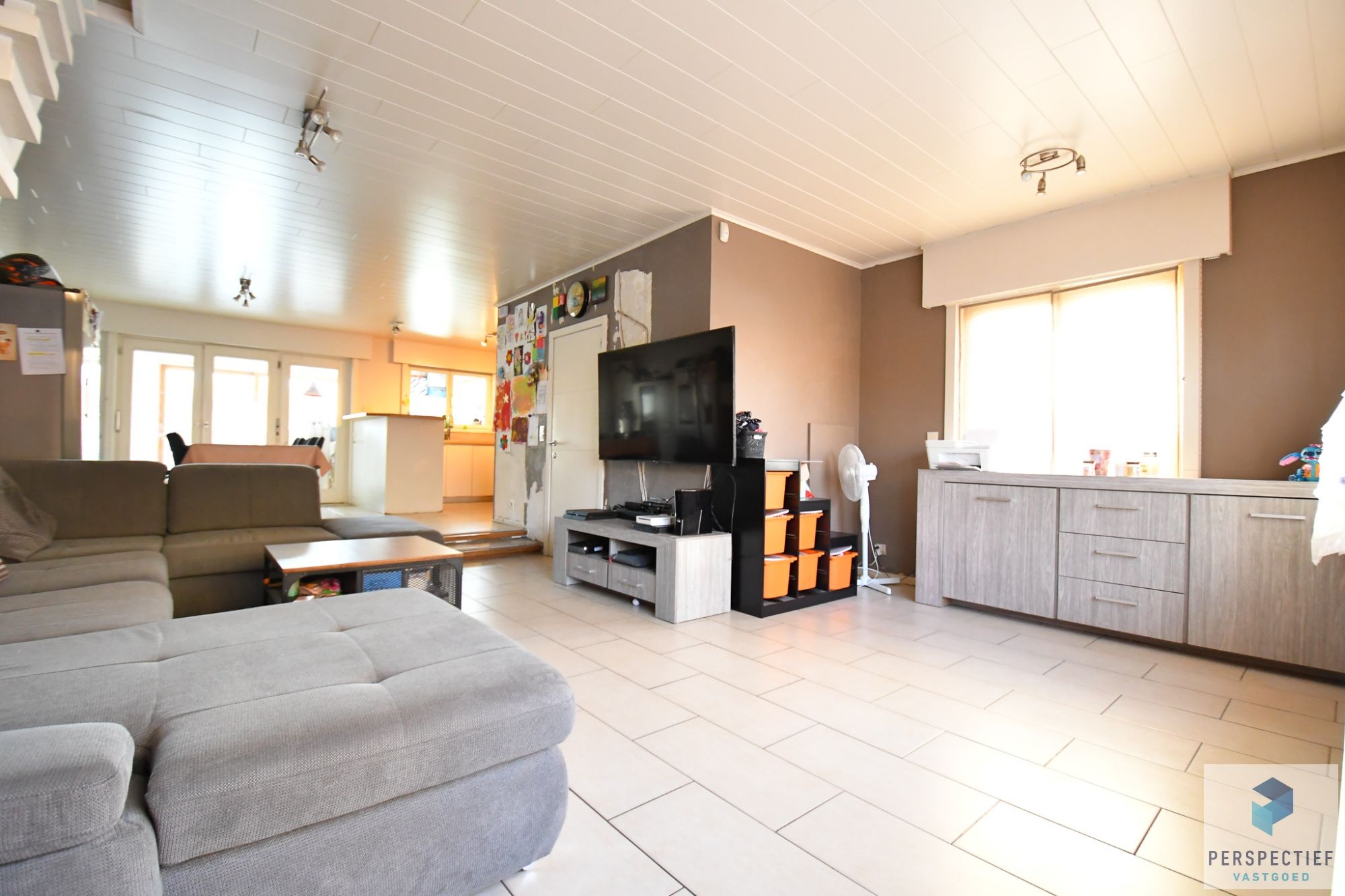 BEZOEKMOMENT ZATERDAG 22/11 VAN 9U TOT 10U30 | Centraal gelegen ruime woning met 4 slaapkamers en grote tuin foto 5