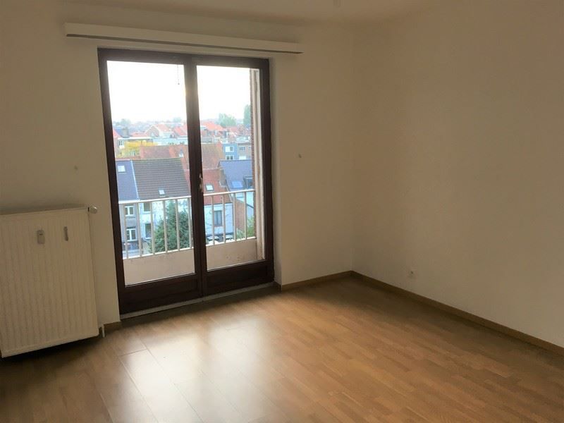 Opgefrist en lichtrijk appartement op een centrale ligging foto 4